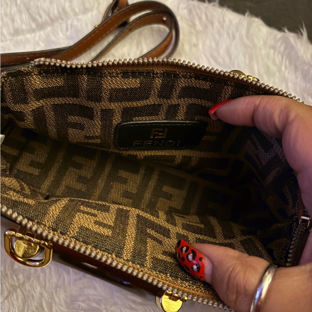 Fendi Roma Brown Satchel Bag - Picture 2 of 6